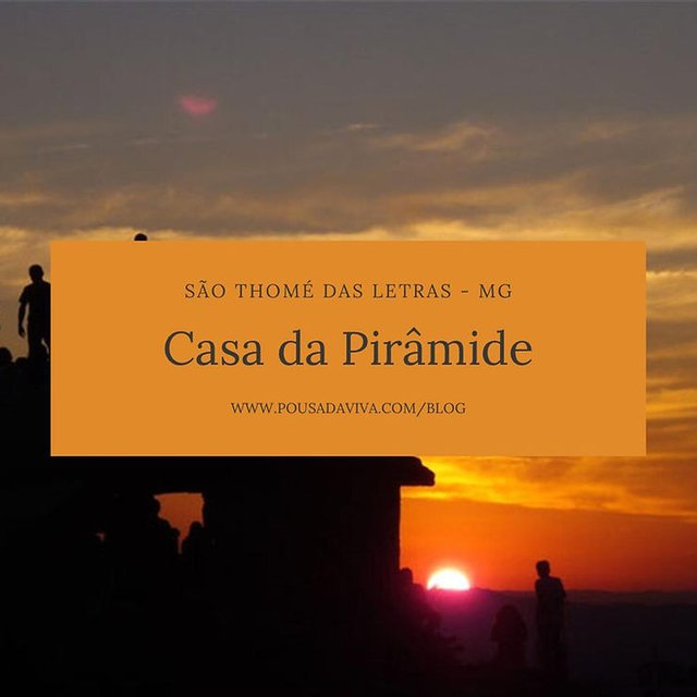 Pirâmide de São Thomé das Letras — Pôr do Sol Imperdível